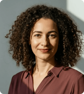 Mia Torres — креативный директор Qazmaq